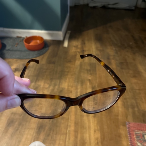 Eye glasses
